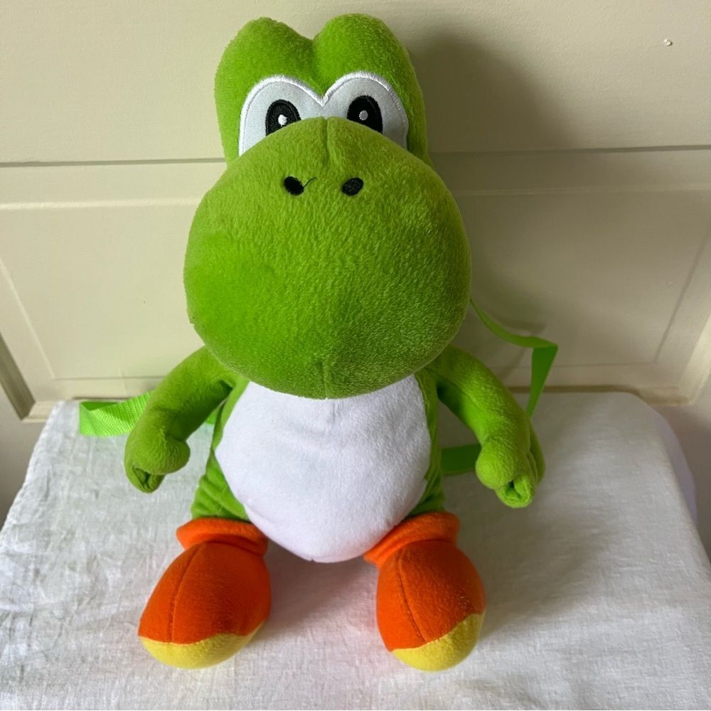 Nintendo Super Mario World Yoshi Dinosaur Soft Plush Backpack Bag Adjustable